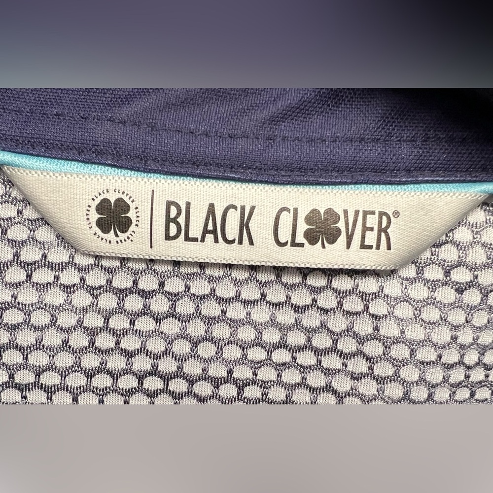 Black Clover- Men's Gray Polo Shirt, Size: Large, Live Lucky - Picture 5 of 9